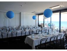Gaint 90cm Latex Balloons | Blue & White Balloons
CorporateRewards.com.au
