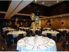 Helium Balloon Table Arrangements | Metallic Gold, Black & Silver Balloons
University Club Ballroon UWA | www.CorporateRewards.com.au